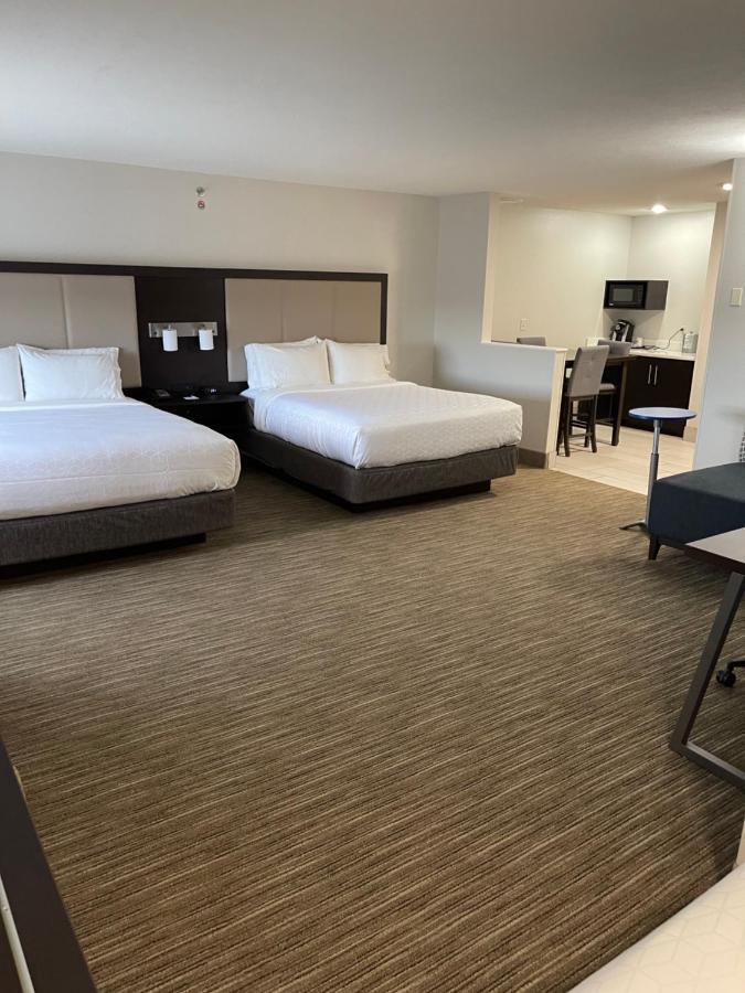 Holiday Inn Express Hotel & Suites Las Vegas By Ihg Bagian luar foto