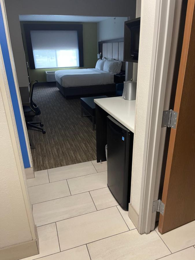 Holiday Inn Express Hotel & Suites Las Vegas By Ihg Bagian luar foto